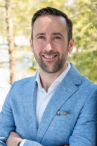Derek Sloan height profile photo