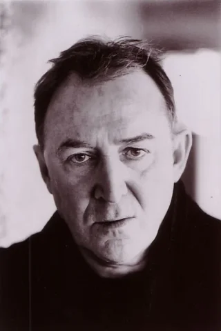 Dermot Crowley height profile photo