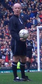 Dermot Gallagher height profile photo