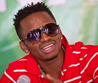 Diamond Platnumz height profile photo