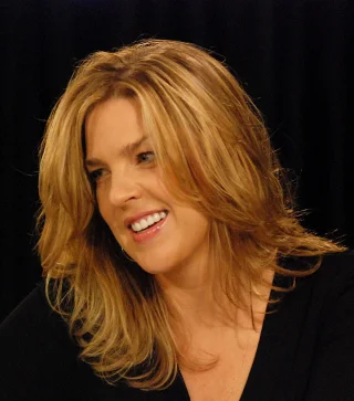 Diana Krall height profile photo
