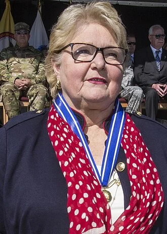 Diane Allen height profile photo