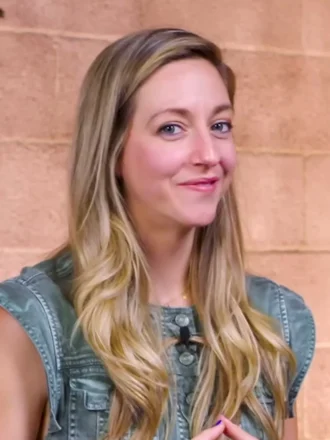 Dianna Cowern height profile photo