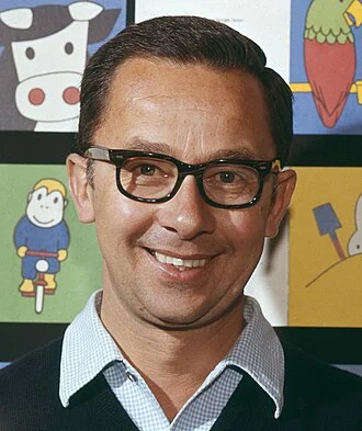 Dick Bruna height profile photo