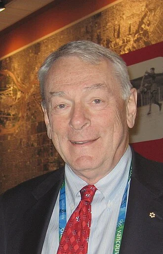 Dick Pound height profile photo