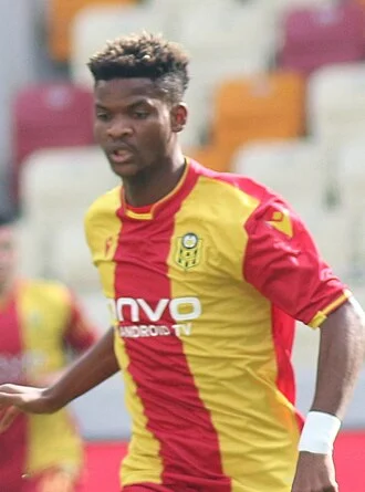 Didier Ndong height profile photo