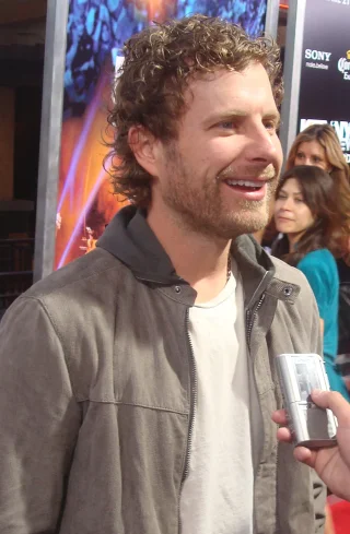 Dierks Bentley height profile photo