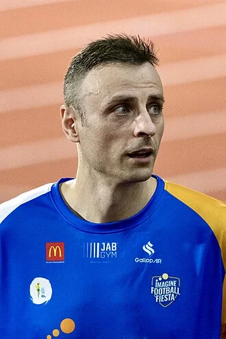 Dimitar Berbatov height profile photo