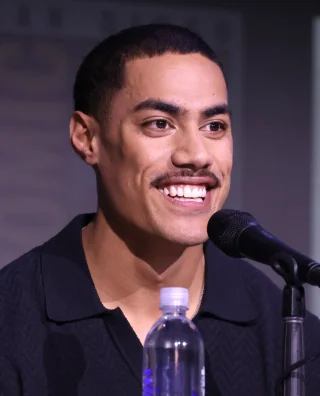Dimitrius Schuster-Koloamatangi height profile photo