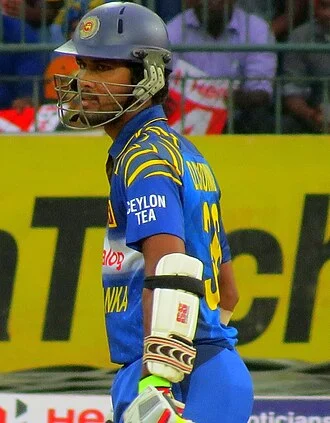 Dinesh Chandimal height profile photo