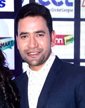 Dinesh Lal Yadav height profile photo
