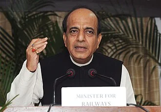 Dinesh Trivedi height profile photo
