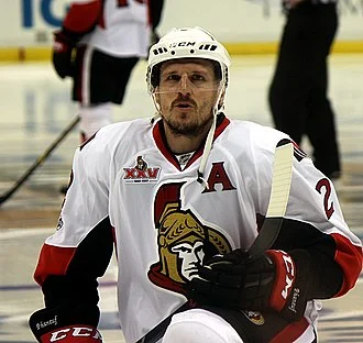 Dion Phaneuf height profile photo