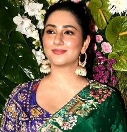 Disha Parmar height profile photo