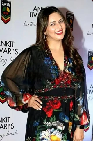 Divyanka Tripathi height profile photo