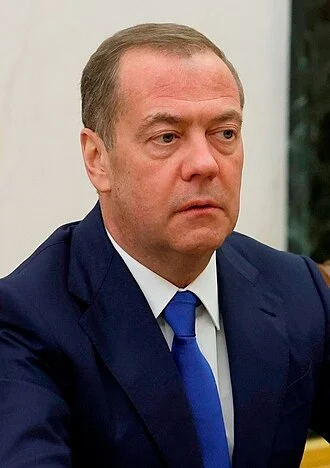 Dmitry Medvedev height profile photo
