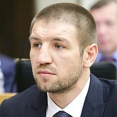 Dmitry Pirog height profile photo