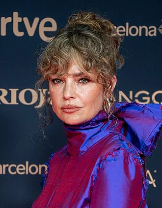 Dolores Fonzi height profile photo
