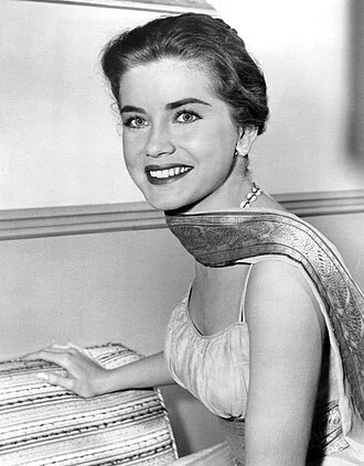 Dolores Hart height profile photo