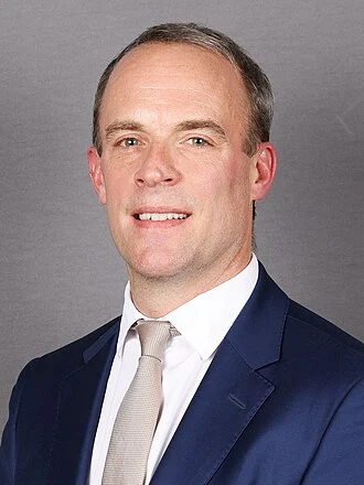 Dominic Raab height profile photo