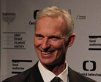 Dominik Hašek height profile photo