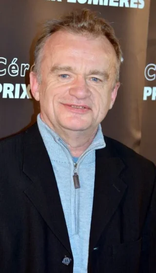 Dominique Pinon height profile photo