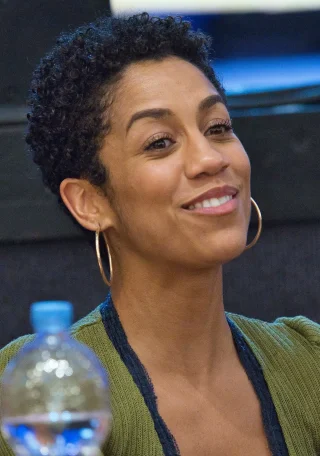 Dominique Tipper height profile photo