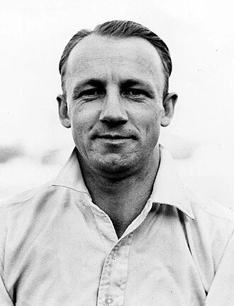 Don Bradman height profile photo