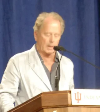 Don Gummer height profile photo