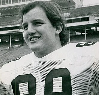 Don Hasselbeck height profile photo