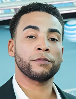 Don Omar height profile photo