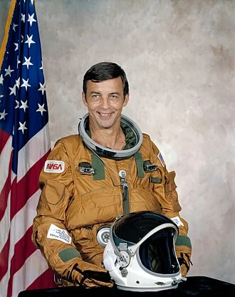 Donald H. Peterson height profile photo