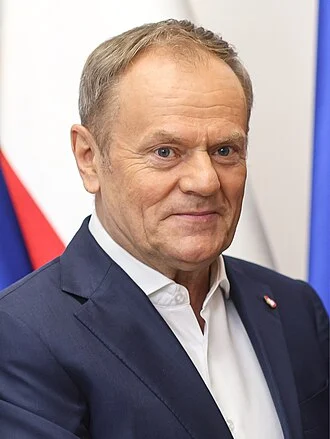Donald Tusk height profile photo