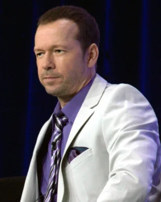 Donnie Wahlberg height profile photo