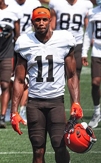Donovan Peoples-Jones height profile photo