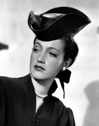 Dorothy Lamour height profile photo