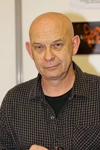 Doug Bradley height profile photo