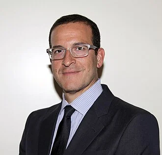 Doug Davis (producer) height profile photo