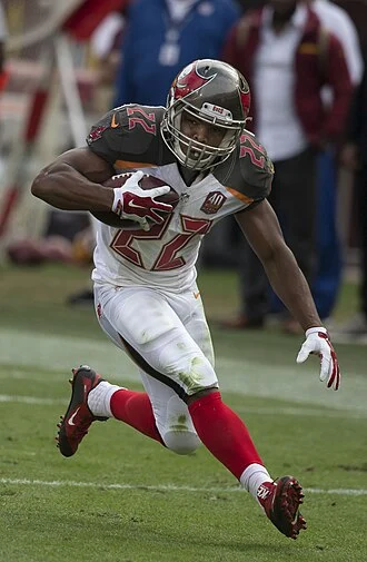 Doug Martin (running back) height profile photo
