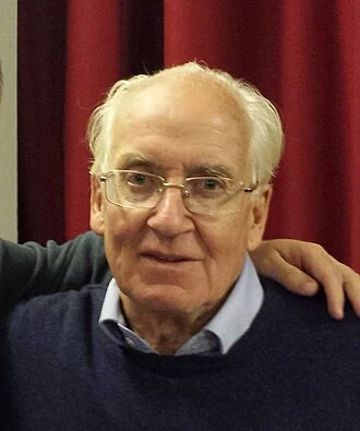 Doug Scott height profile photo