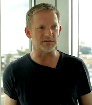 Douglas Henshall height profile photo