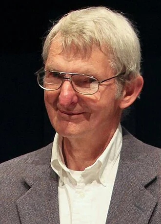 Douglas McIlroy height profile photo