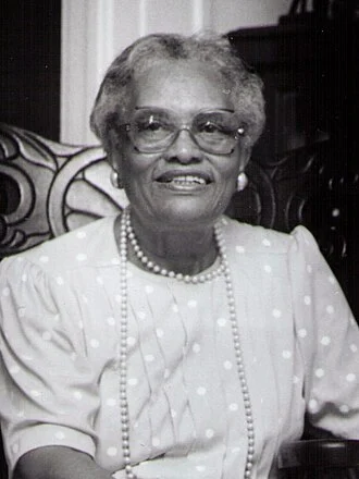 Dovey Johnson Roundtree height profile photo