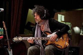 Doyle Bramhall II height profile photo