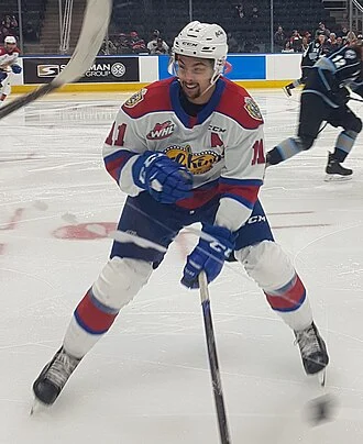 Dylan Guenther height profile photo