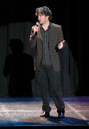 Dylan Moran height profile photo