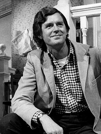 Earl Hamner Jr. height profile photo