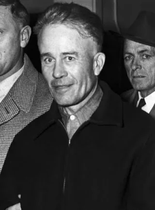 Ed Gein height profile photo
