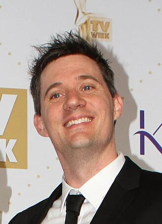 Ed Kavalee height profile photo