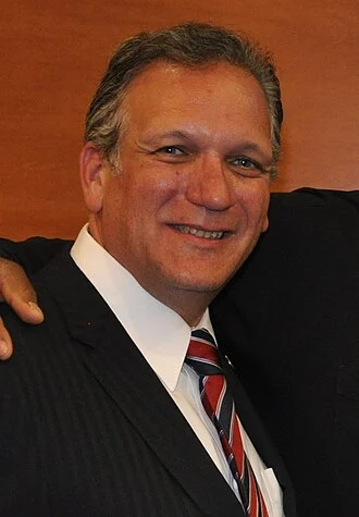 Ed Mangano height profile photo